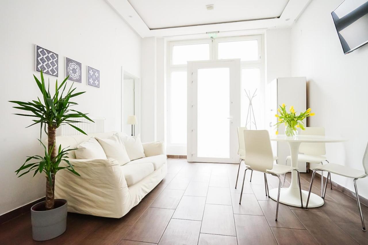 Wonderful big apartment near Yppen Market Wien Eksteriør bilde